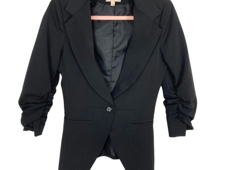 Elizabeth and James Black Ruched Sleeves Pointed Hem Blazer- Size 2 Supply