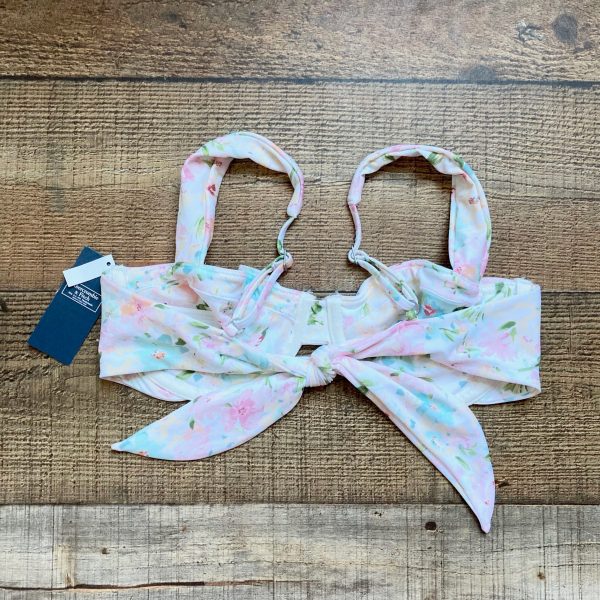 Abercrombie & Fitch Floral with Back Tie Underwire Bikini Top NWT- Size M (sold out online, we have matching bikini bottoms and cover up) Discount