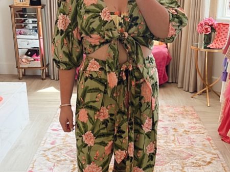 Agua Bendita x Target Large Peony Print Tie Wrap Top NWT- Size XXL (sold out online, we have matching pants and towel) For Discount