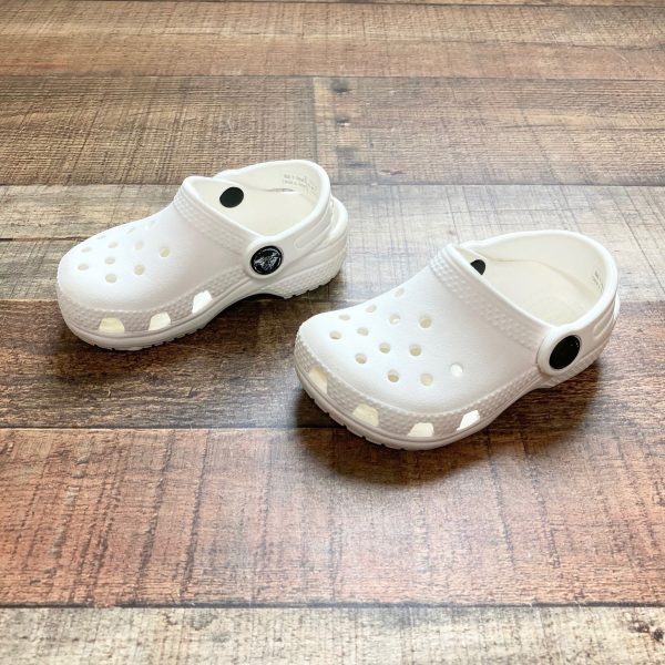 Crocs Toddler White Classic Clog- Size 6 (sold out online) Sale