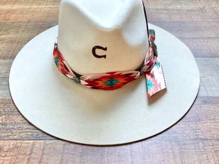 Charlie Horse Ivory Scarf Belted Hat NWT- Size M (3 3 4 ) Hot on Sale