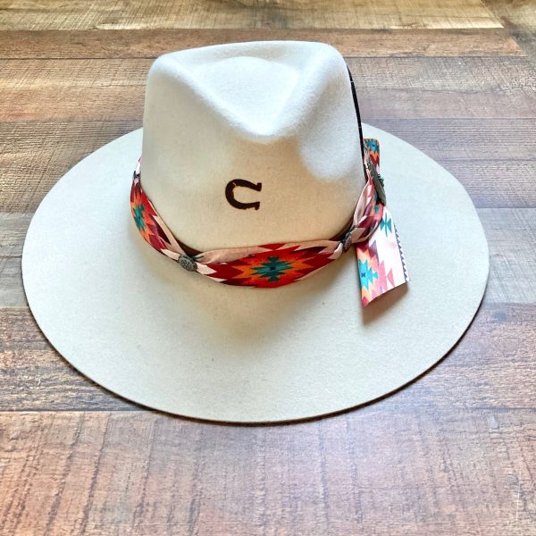 Charlie Horse Ivory Scarf Belted Hat NWT- Size M (3 3 4 ) Hot on Sale