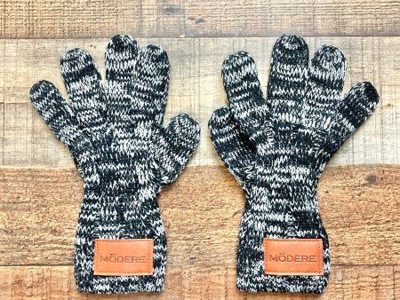 Modere Black and White Gloves (we have matching scarf) Online Hot Sale