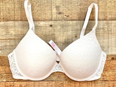 Victoria Secret Cream Lace Underwire Push-Up Bra- Size 32D Online Sale